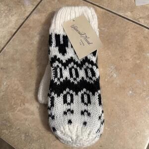 2pairs Universal Thread Knit Mittens - White & Black-One Size - NEW